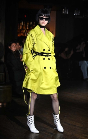 The John Richmond Spring Summer 2026 collection - CULTURE VULTURE: PICKING AT THE BONES OF SUBCULTURES. Look 11.