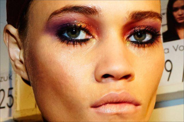 Model Phillipa Steele in MAC makeup, keyed by Romero Jennings, backstage at the Georgine Fall/Winter 2017 show. Photography by Alexander Thompson for Ponyboy magazine.