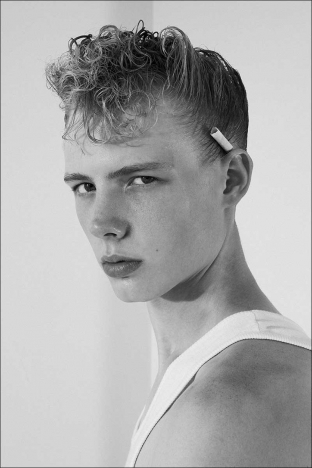 Model Keegan Buckthorpe photographed for Ponyboy by Alexander Thompson. Look 2.