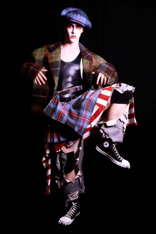 The Charles Jeffrey LOVERBOY AW 2025 collection. Look 43.