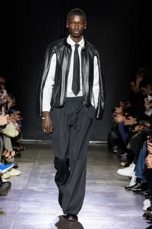 The Saul Nash Autumn Winter 2025 menswear collection shown during Milan Fashion Week. Look 1. Ponyboy magazine.