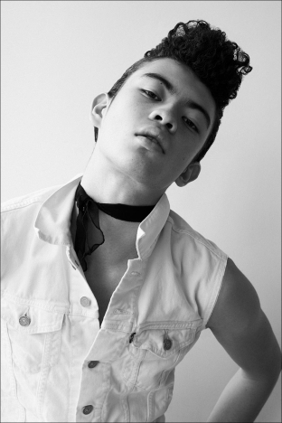 Model Tate Moore from Muse Models. Photographed for Ponyboy by Alexander Thompson. Look 1.