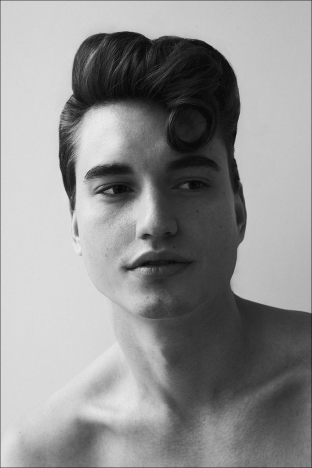 Model Ivan Vuckovic from Muse Models. Photographed for Ponyboy by Alexander Thompson. Look 1.