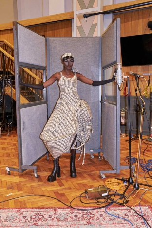 Charles Jeffrey LOVERBOY. Spring Summer 2026 collection. Look 12.