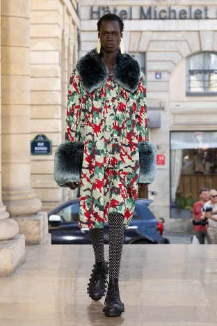 The Walter Van Beirendonck Spring Summer 20206 collection. Look 1.