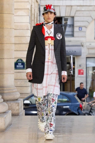 The Walter Van Beirendonck Spring Summer 20206 collection. Look 4.
