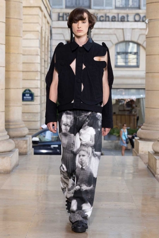 The Walter Van Beirendonck Spring Summer 20206 collection. Look 33.