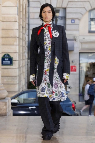 The Walter Van Beirendonck Spring Summer 20206 collection. Look 36.