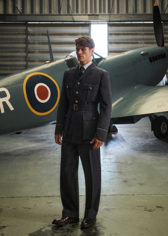 The Autumn/Winter 2025 collection from Gieves & Hawkes - "Eyes in the Sky" - 9.