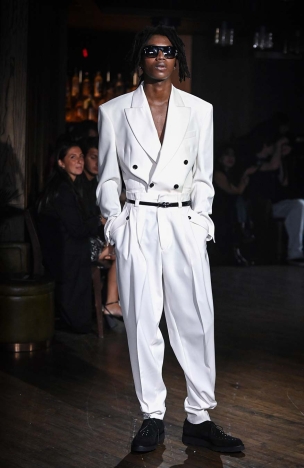 The John Richmond Spring Summer 2026 collection - CULTURE VULTURE: PICKING AT THE BONES OF SUBCULTURES. Look 24.