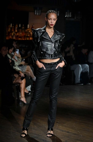 The John Richmond Spring Summer 2026 collection - CULTURE VULTURE: PICKING AT THE BONES OF SUBCULTURES. Look 32.