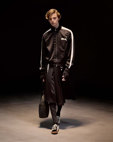 The MASU AW 2026/27 menswear collection - "Sugar Riot". Look 26.