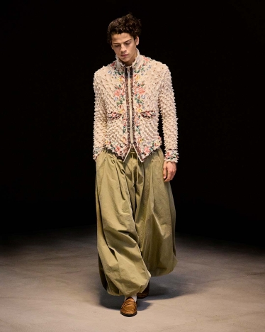 The MASU AW 2026/27 menswear collection - "Sugar Riot". Look 28.