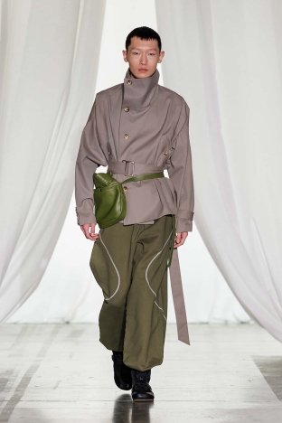 The Saul Nash FW 2026 "Masquerade" menswear collection. Look 9.