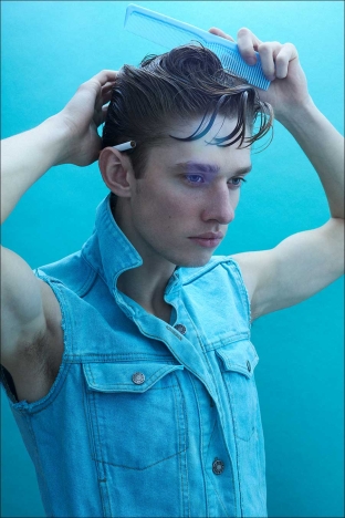 Model Robert Stewart from Crawford Models. Photographed for Ponyboy by Alexander Thompson in New York City. Look 4.