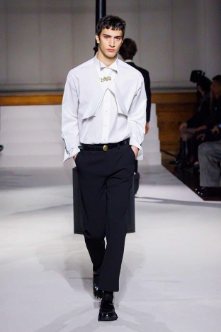 The KENT&CURWEN collection for Autumn/Winter 2026. Look 46.