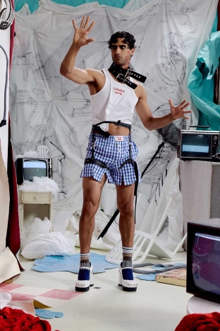 The Charles Jeffrey LOVERBOY SS 2027 Lookbook - ‘AEOLIAN AFTERNOON’. Look 3.