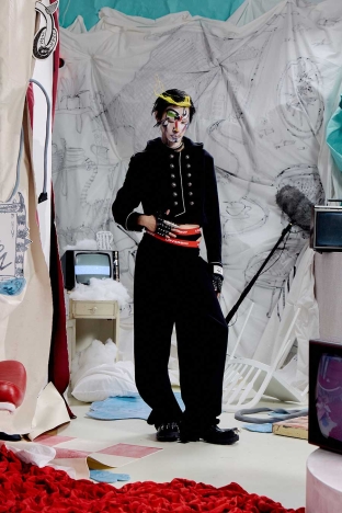 The Charles Jeffrey LOVERBOY SS 2027 Lookbook - ‘AEOLIAN AFTERNOON’. Look 7.