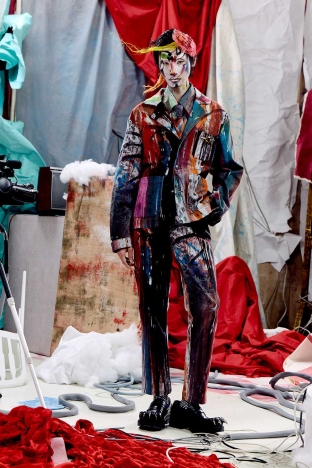 The Charles Jeffrey LOVERBOY SS 2027 Lookbook - ‘AEOLIAN AFTERNOON’. Look 16.