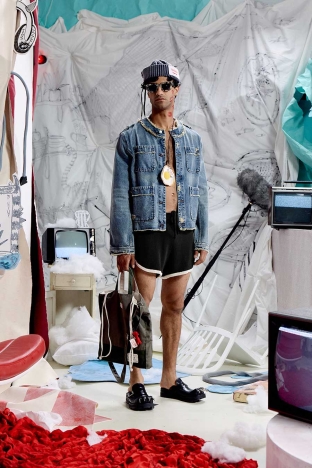 The Charles Jeffrey LOVERBOY SS 2027 Lookbook - ‘AEOLIAN AFTERNOON’. Look 25.