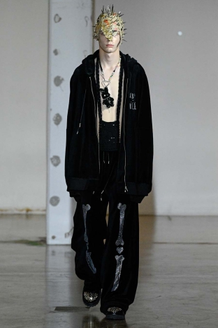 The KIDILL SS 2027 CHAOTIC DISCORD menswear collection. Look 23.